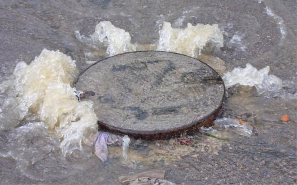 πλυμμήρα από απόφραξη στο τυμπάκι