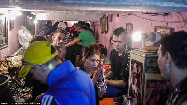 η καθημερινοτητα σε υπονομο λυματων